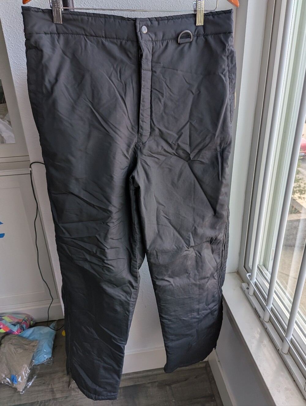 Vintage DSG Sports Men Snow Pants Large NWT Black Insulated Full Side Zip I-3